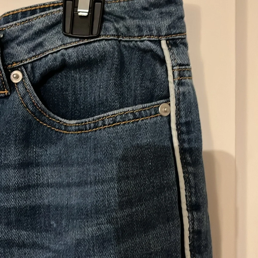 Jeans - Picture 3 of 4
